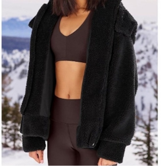 ALO Yoga Norte Black Faux Sherpa Jacket Coat Size Medium Revolve - Picture 4 of 14